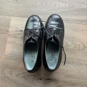 Women’s Black Leather Shoes